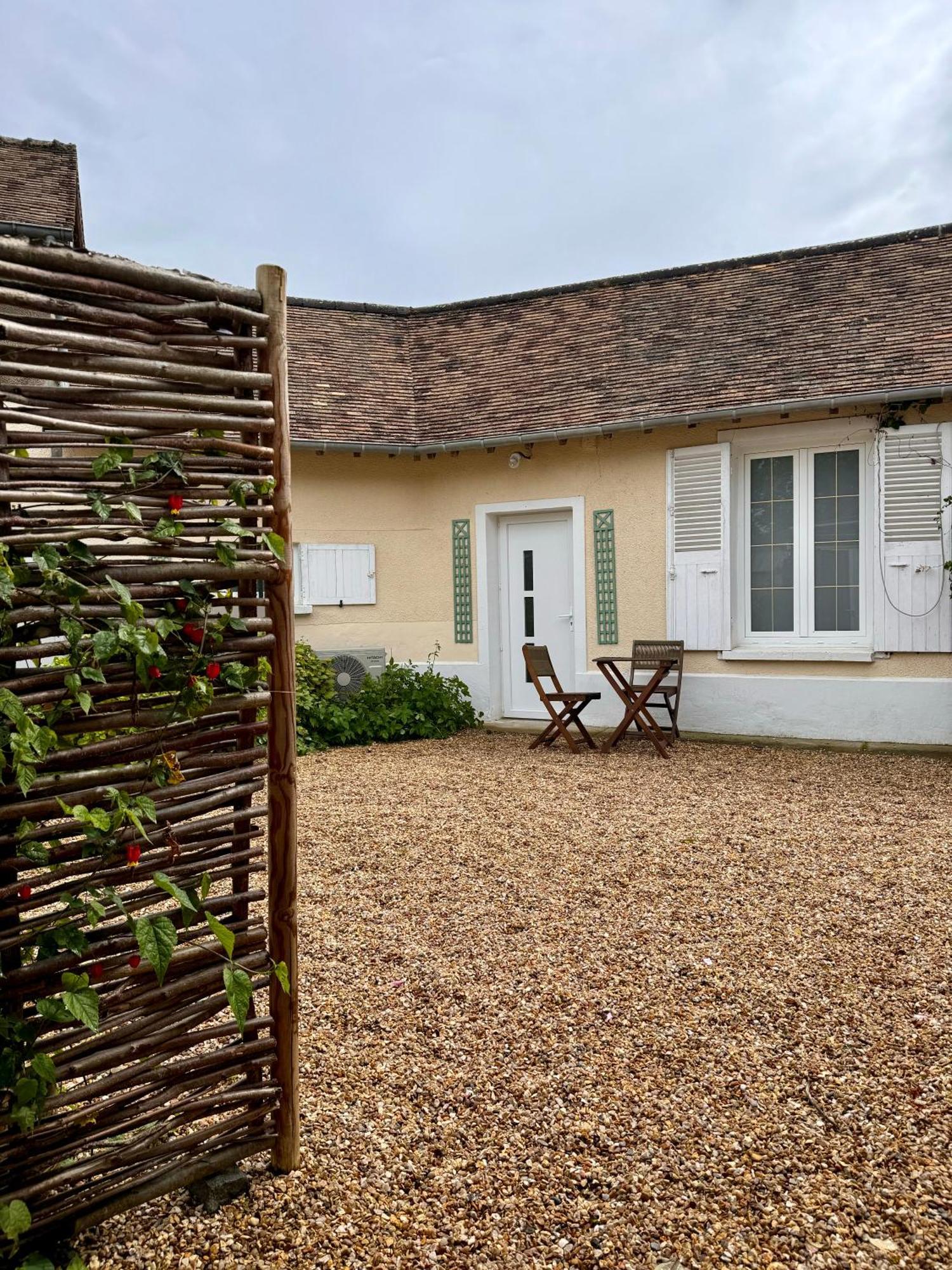 Charmant Loft Intime Croisy-sur-Eure Buitenkant foto